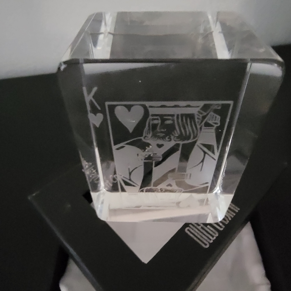 Oleg Casina Crystal Paperweight King of Hearts Collectible